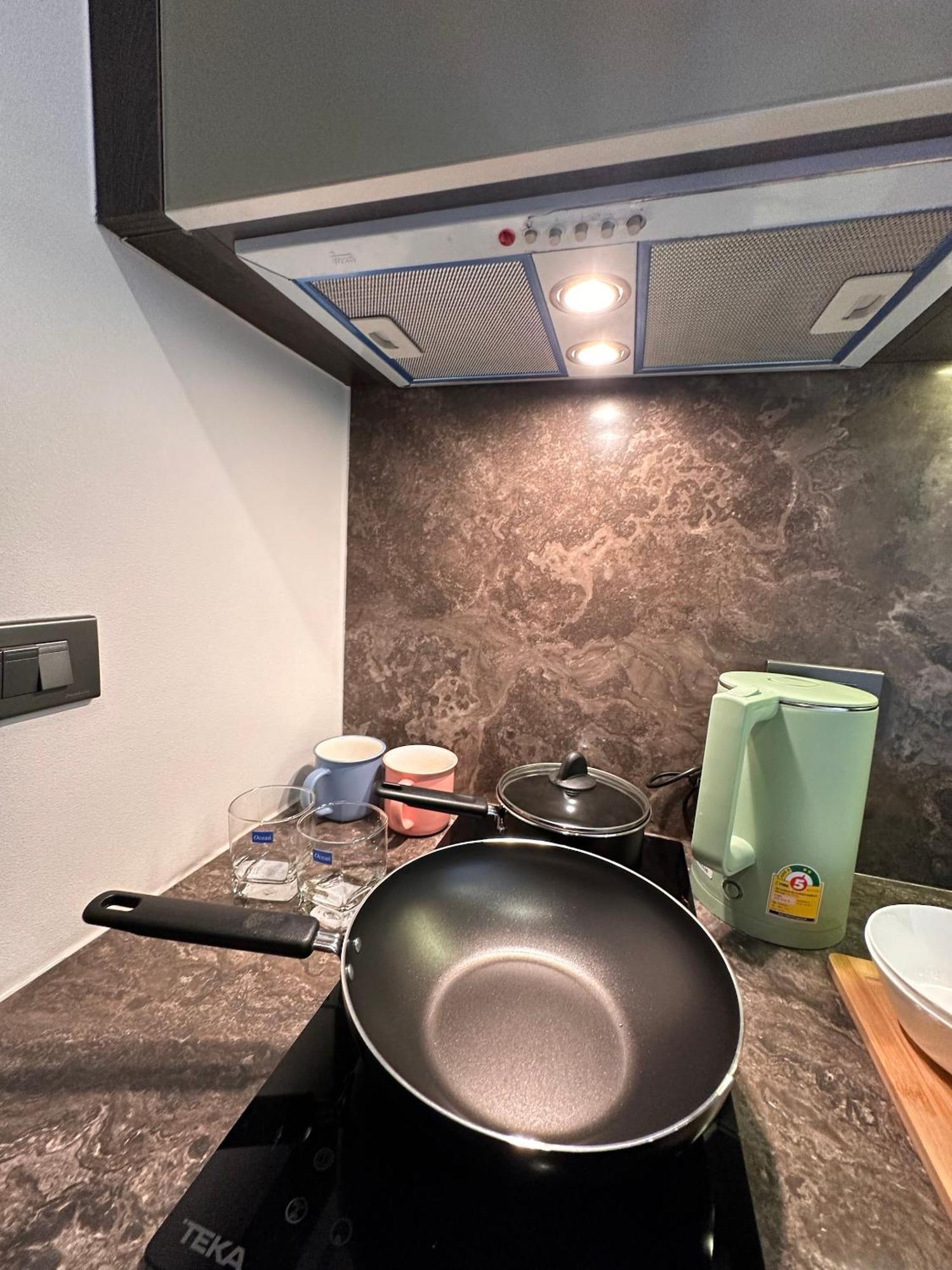 168 Sukhumvit 36精品公寓 Bangkok Exterior photo